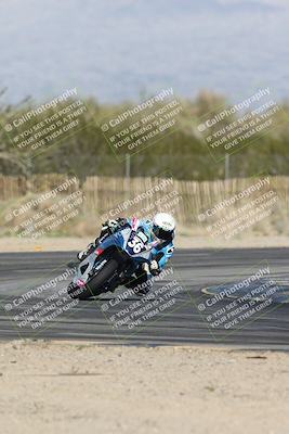 media/Jan-15-2026-Racers Edge (Thu) [[dfebeb70ab]]/2-A Group/Session 5 Turn 2/